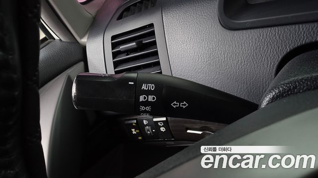 KG Mobility (SsangYong) Korando Turismo 4WD RX 9-seater 2016 — фото 35