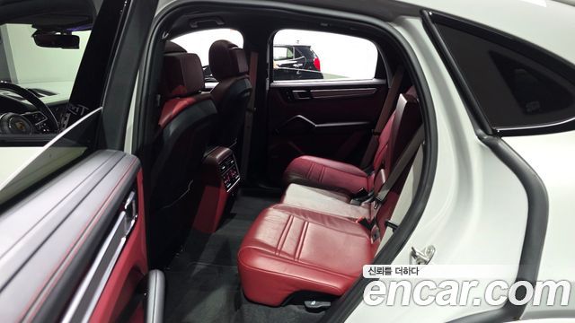Porsche Cayenne (PO536) 3.0 COUPE PLATINUM EDITION 2022 — фото 16
