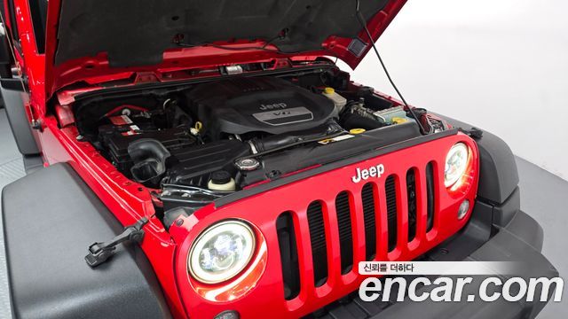 Jeep Wrangler (JK) 3.6 Sport 2Door 2015 — фото 6