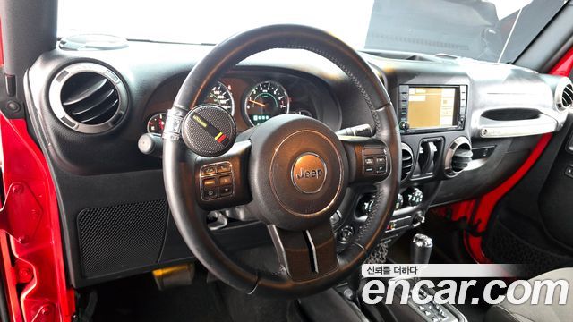 Jeep Wrangler (JK) 3.6 Sport 2Door 2015 — фото 12