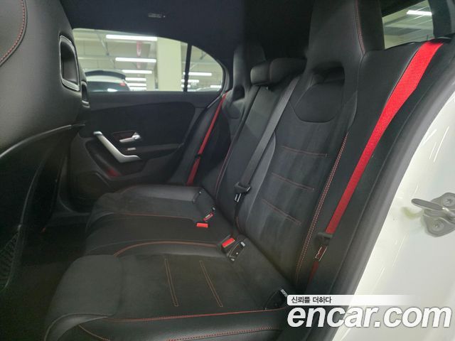 Mercedes-Benz A-Class (W177) AMG A45 4MAITC+ Hatchback 2021 — фото 10
