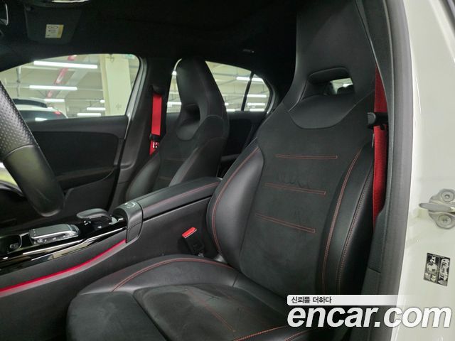 Mercedes-Benz A-Class (W177) AMG A45 4MAITC+ Hatchback 2021 — фото 17