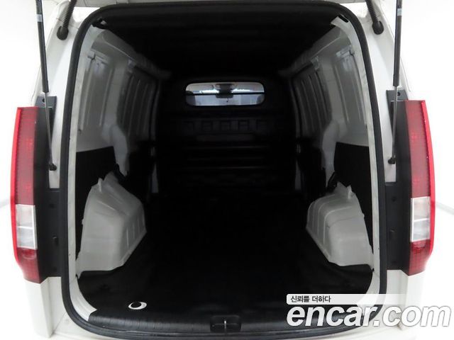 Hyundai Staria Cargo 3-Seater Smart 2022 — фото 5
