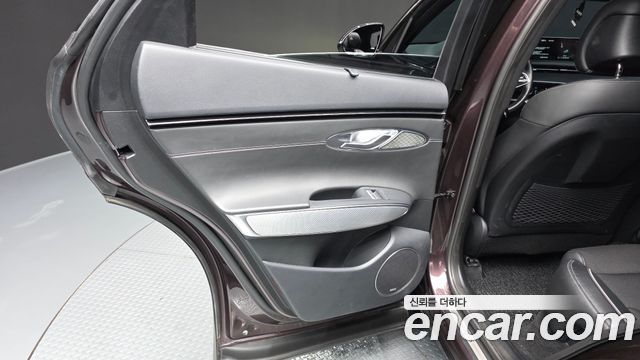 Genesis GV70 2.5T Gasoline 2WD 2021 — фото 31