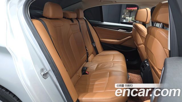 BMW 5 Series (G30) 530e Luxury 2020 — фото 12