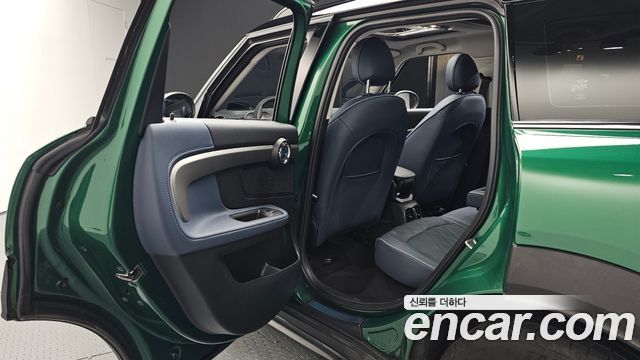MINI Cooper S Countryman ALL4 2nd 2023 — фото 16