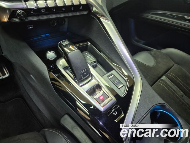 Peugeot 5008 (II) 1.5 BlueHDi GT 2021 — фото 17