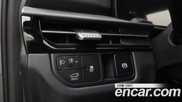 Kia Sportage (V) Gasoline 1.6 Turbo 4WD Signature X Line 2026 — фото 17