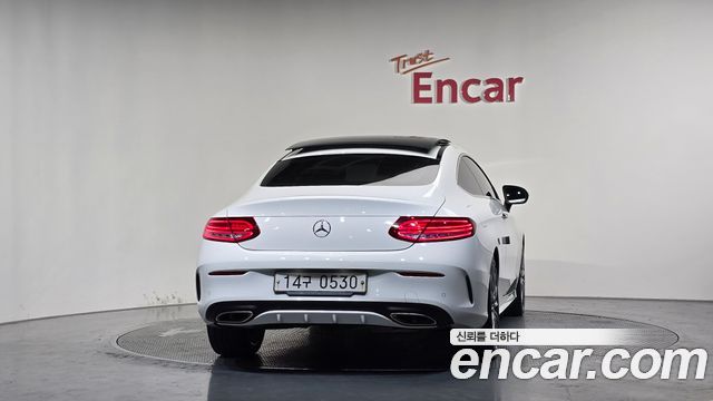 Mercedes-Benz C-Class (W205) C200 Coupe 2016 — фото 4