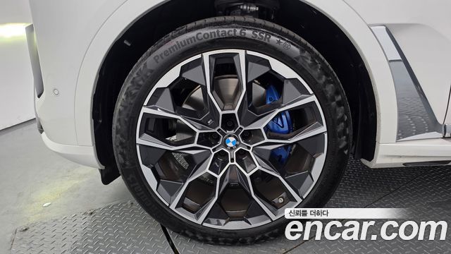 BMW X7 (G07) xDrive 40i M Sport 7STR 2025 — фото 5