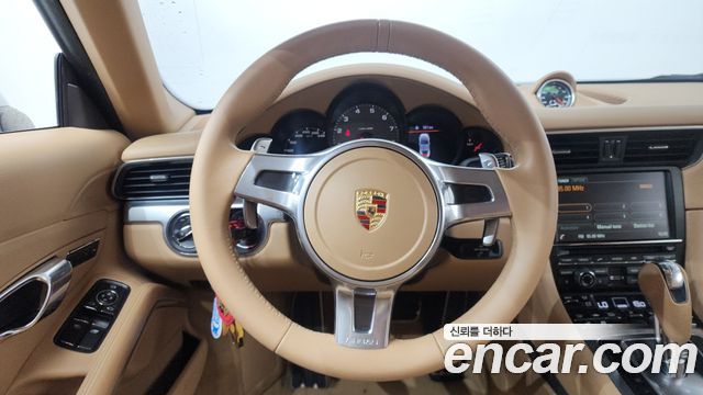 Porsche 911 Carrera 4S 991 2015 — фото 12