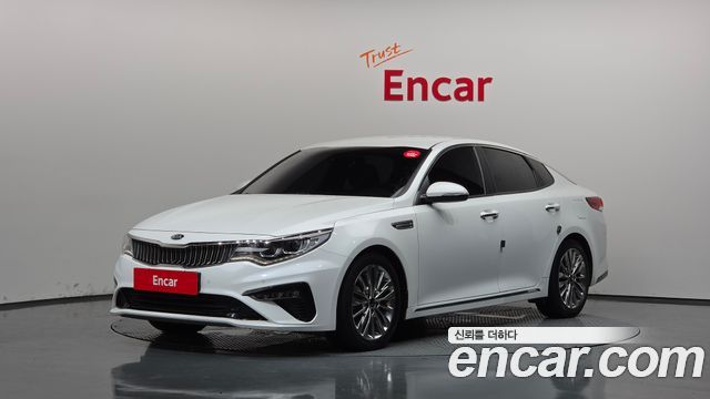 Kia K5 (II) 2.0 Noblesse 2020 — фото 1