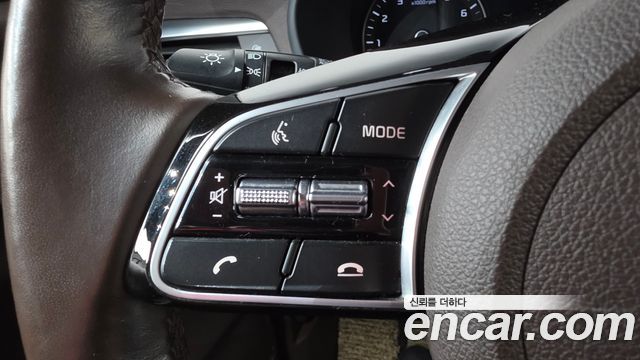 Kia K5 (II) 2.0 Noblesse 2020 — фото 16
