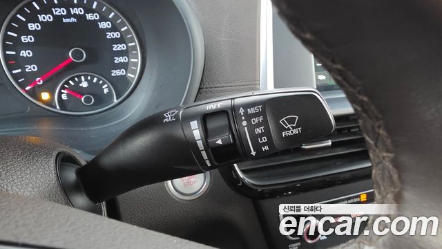 Kia K5 (II) 2.0 Noblesse 2020 — фото 30