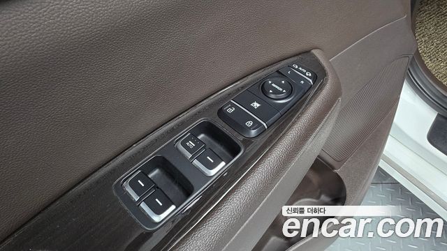 Kia K5 (II) 2.0 Noblesse 2020 — фото 37
