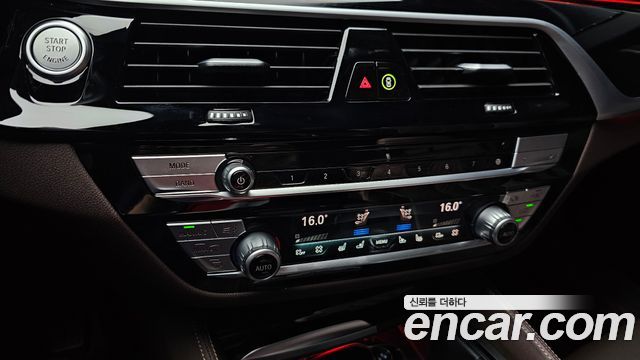 BMW 5 Series (G30) 530e M Sport 2023 — фото 18