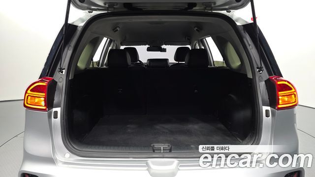 Kia Niro Plus Air 2023 — фото 24