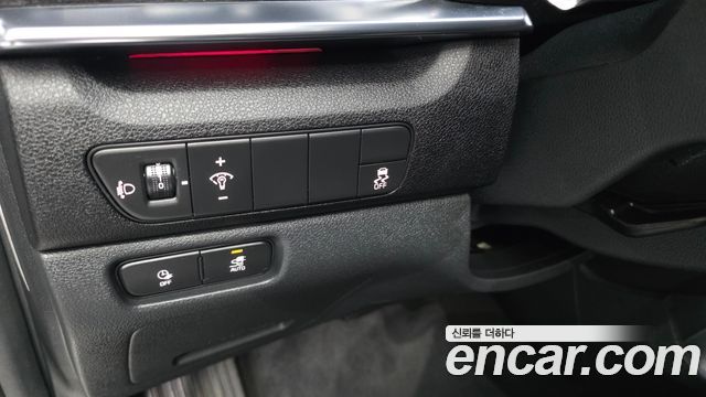 Kia Niro Plus Air 2023 — фото 34