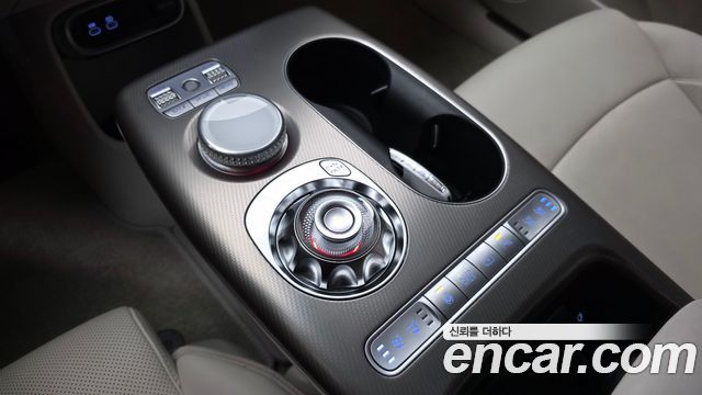 Genesis GV60 Standard 2022 — фото 9