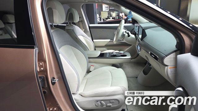 Genesis GV60 Standard 2022 — фото 11