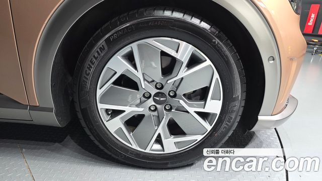 Genesis GV60 Standard 2022 — фото 21