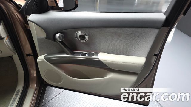 Genesis GV60 Standard 2022 — фото 24