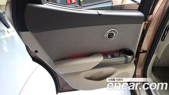 Genesis GV60 Standard 2022 — фото 25