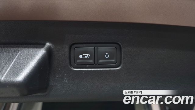 Genesis GV60 Standard 2022 — фото 31