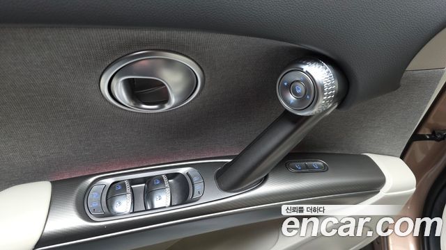 Genesis GV60 Standard 2022 — фото 32