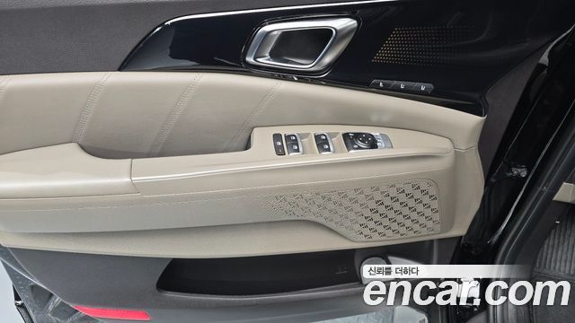 Kia Carnival (IV) Gasoline 7-Seater Gravity 2025 — фото 24