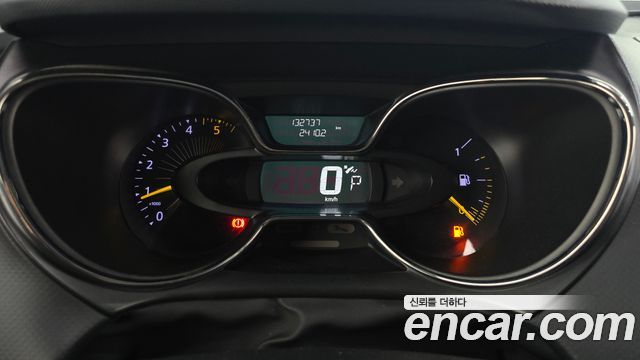 Renault Korea QM3 RE 2015 — фото 8