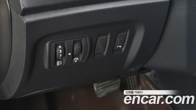 Renault Korea QM3 RE 2015 — фото 20