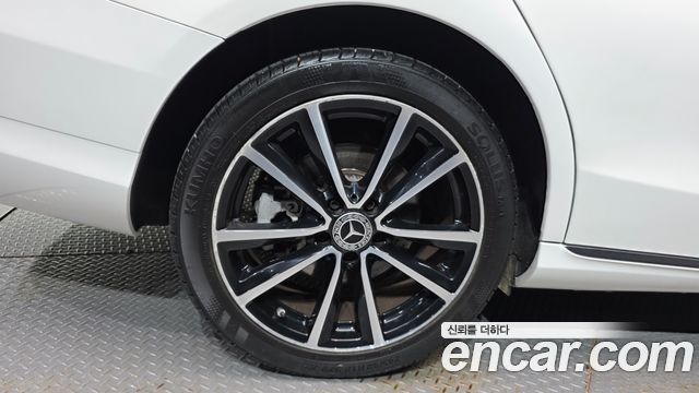 Mercedes-Benz C-Class (W205) C200 Avantgarde 2017 — фото 5
