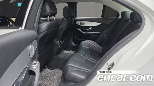 Mercedes-Benz C-Class (W205) C200 Avantgarde 2017 — фото 17