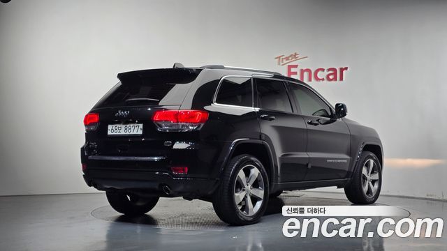 Jeep Grand Cherokee 3.0 Diesel Overland WK2 2015 — фото 2