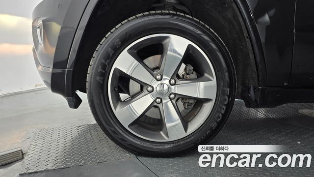 Jeep Grand Cherokee 3.0 Diesel Overland WK2 2015 — фото 5