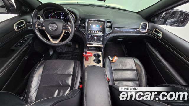 Jeep Grand Cherokee 3.0 Diesel Overland WK2 2015 — фото 7