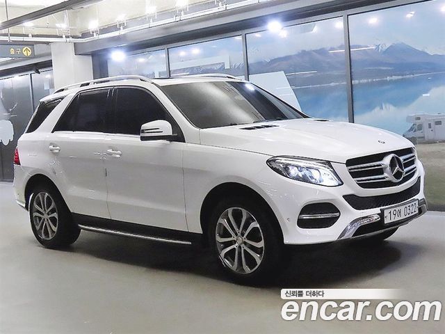 Mercedes-Benz GLE-Class (W166) GLE250 d 4MATIC