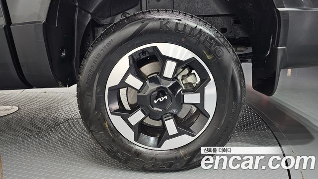 Kia Tasman 2.5T Gasoline 4WD Extreme 2026 — фото 21