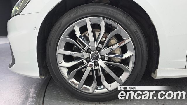 Audi A6 (C8) 45 TFSI Quattro Premium 2021 — фото 5