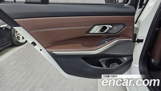 BMW 3 Series (G20) M340i xDrive Touring 2023 — фото 31