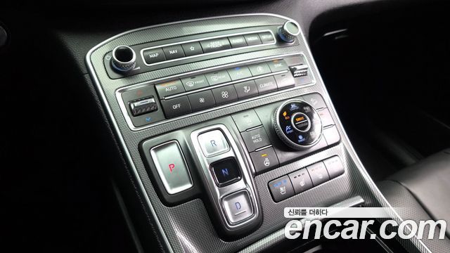 Hyundai Santa Fe Diesel 2.2 4WD Exclusive 2022 — фото 9