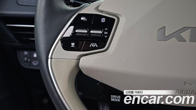 Kia EV6 Long Range Air 2022 — фото 33