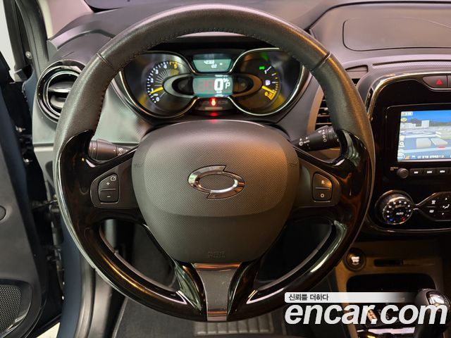 Renault Korea QM3 RE 2016 — фото 21