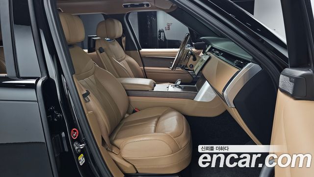 Land Rover Range Rover (V) P530 Autobiography Long Wheel Base 2024 — фото 32
