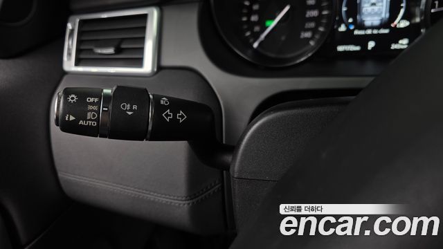 Land Rover Discovery Sport 2.0 TD4 SE (150PS) 2017 — фото 35
