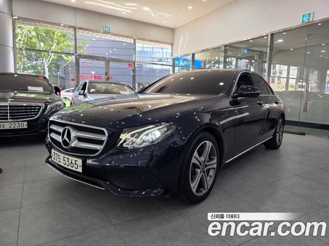 Mercedes-Benz E-Class (W213) E300 Avantgarde 2019 — фото 1
