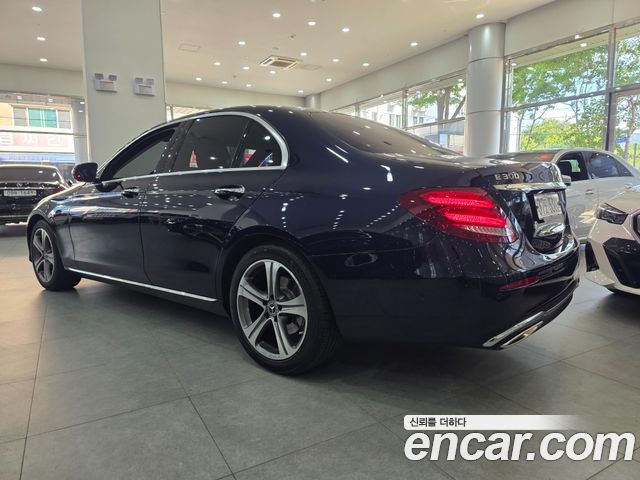 Mercedes-Benz E-Class (W213) E300 Avantgarde 2019 — фото 2