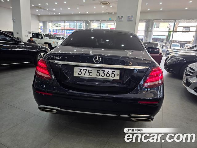 Mercedes-Benz E-Class (W213) E300 Avantgarde 2019 — фото 4