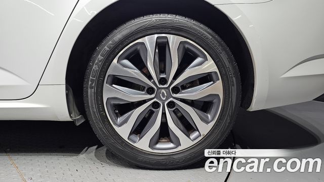 Renault Korea SM6 2.0 GDe LE 2016 — фото 21